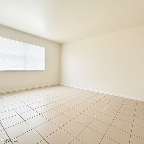 2105 Canal ST 6, Fort Myers, FL 33901