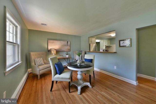 24 RAILROAD AVE, Ewing, NJ 08628