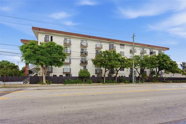 2520 N Andrews Avenue 305, Wilton Manors, FL 33311