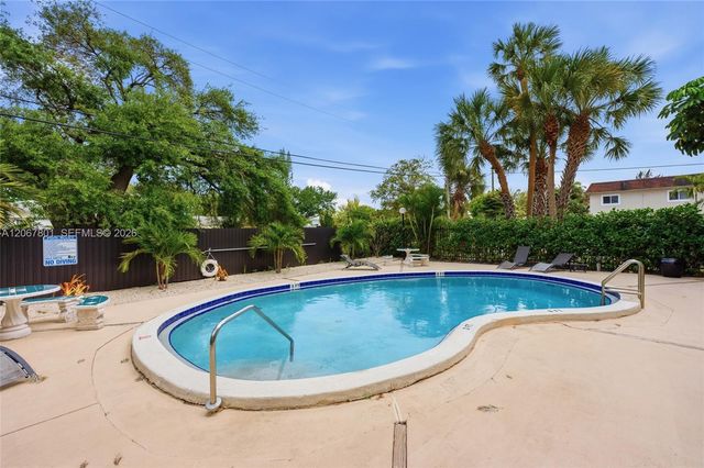 2520 N Andrews Avenue 305, Wilton Manors, FL 33311