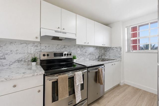 2520 N Andrews Avenue 305, Wilton Manors, FL 33311