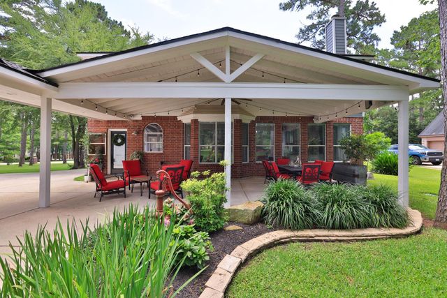 40407 Manor Drive, Magnolia, TX 77354