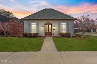 100 Shumard Drive, Lafayette, LA 70508