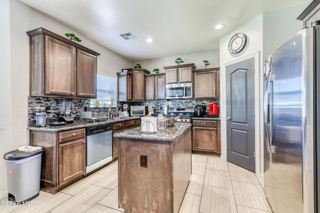 6553 GEYSER Drive, El Paso, TX 79932