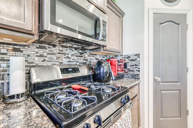 6553 GEYSER Drive, El Paso, TX 79932