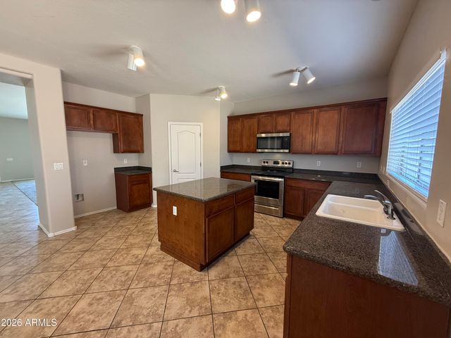 2110 N 94TH Avenue, Phoenix, AZ 85037