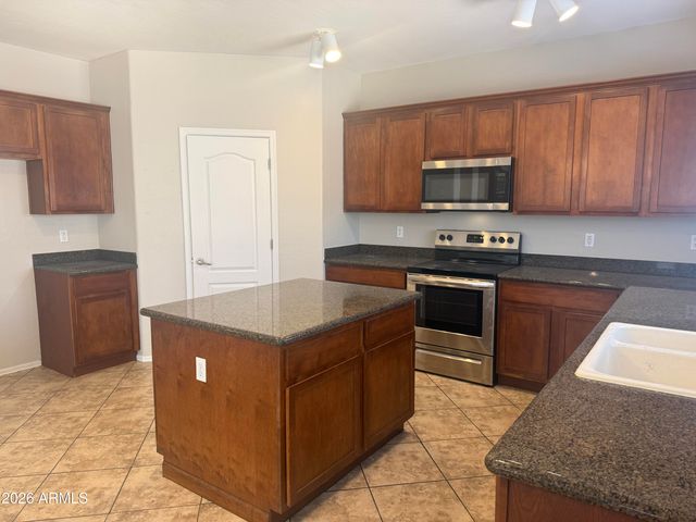 2110 N 94TH Avenue, Phoenix, AZ 85037