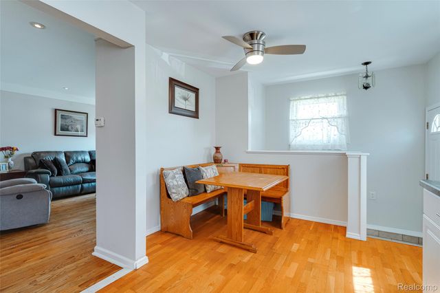 29038 Springstead Street, Gibraltar, MI 48173