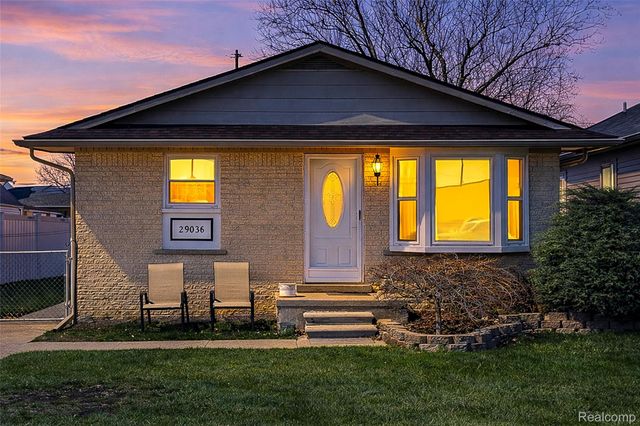 29038 Springstead Street, Gibraltar, MI 48173