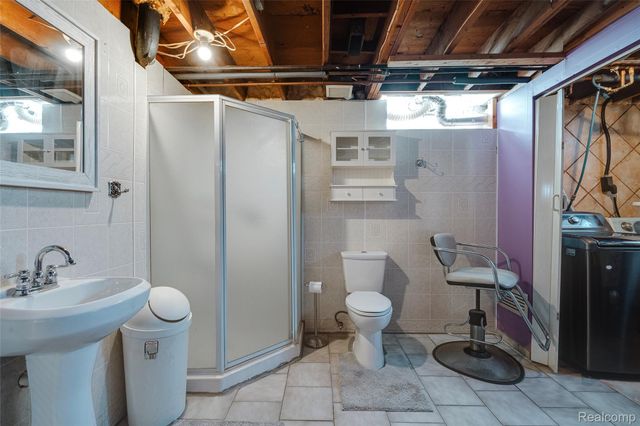 29038 Springstead Street, Gibraltar, MI 48173