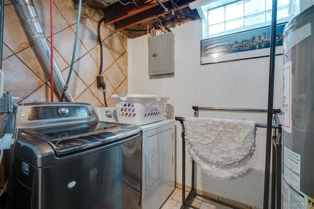 29038 Springstead Street, Gibraltar, MI 48173