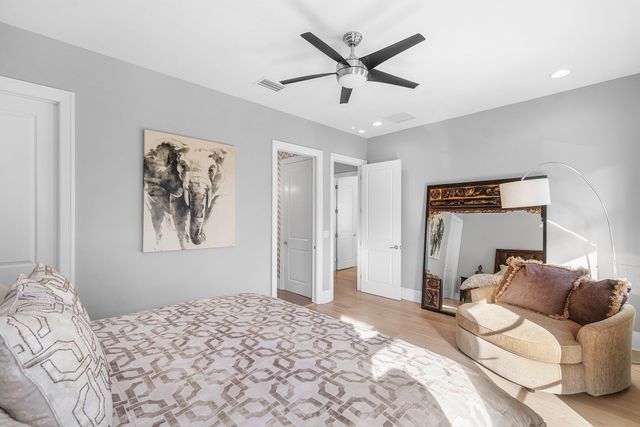 351 E BOCA RATON Road E, Boca Raton, FL 33432