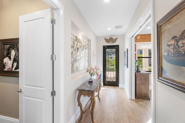 351 E BOCA RATON Road E, Boca Raton, FL 33432