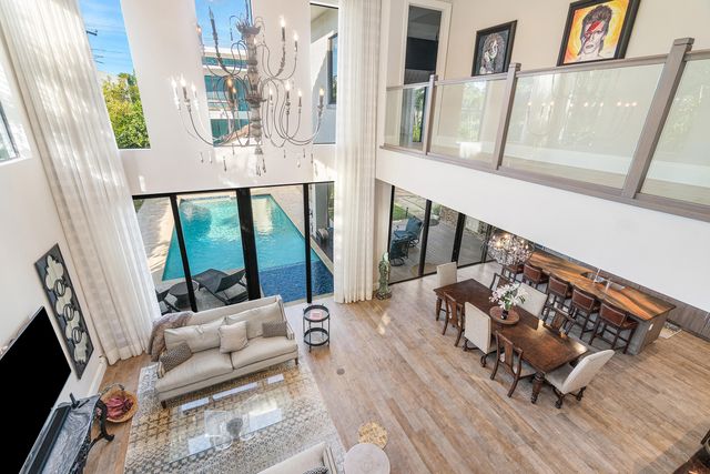 351 E BOCA RATON Road E, Boca Raton, FL 33432