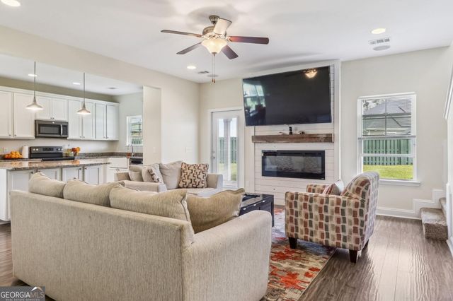 135 Shelton Street, Richmond Hill, GA 31324