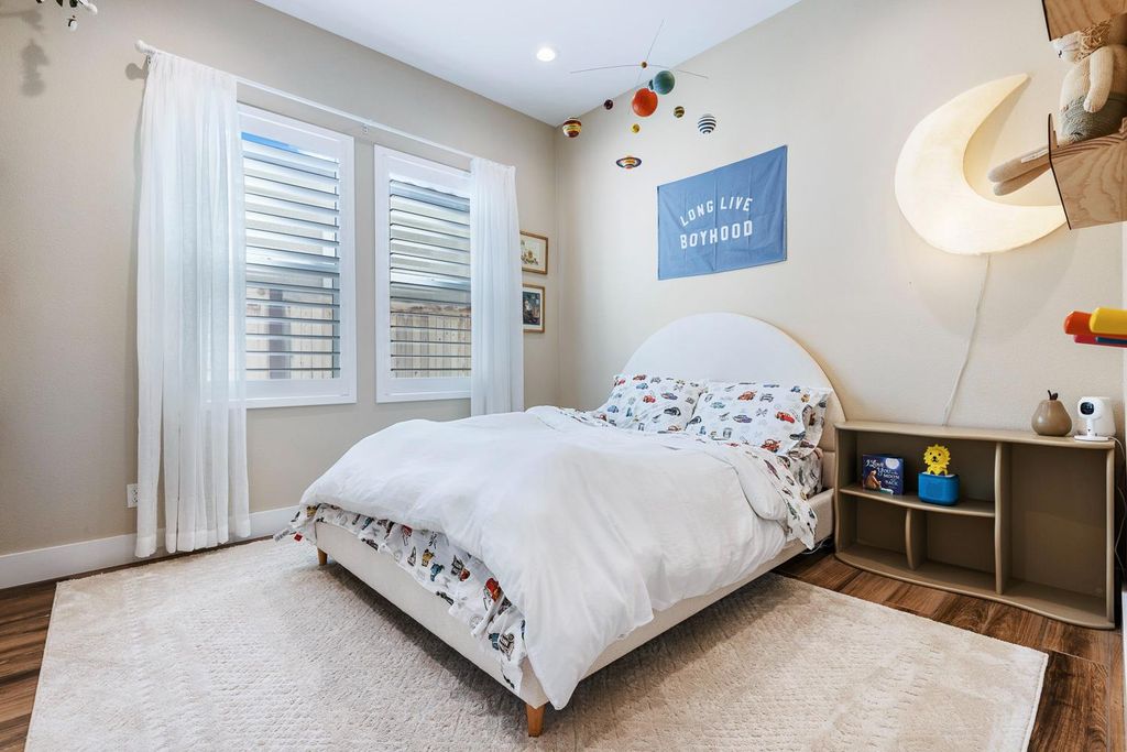 Image 28 of property listing at 944 Horizon Drive, Madera, CA 93636