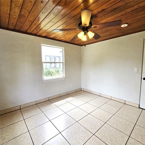 2710 AVENUE J NW, Winter Haven, FL 33881