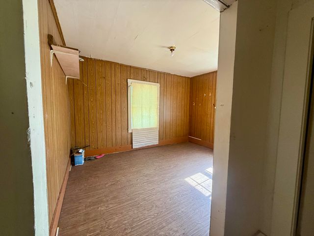 87 Red Wing Road, Wallins, KY 40873