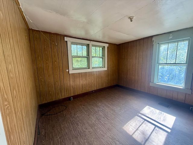 87 Red Wing Road, Wallins, KY 40873