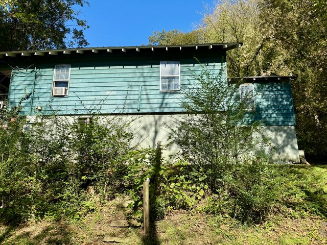 87 Red Wing Road, Wallins, KY 40873