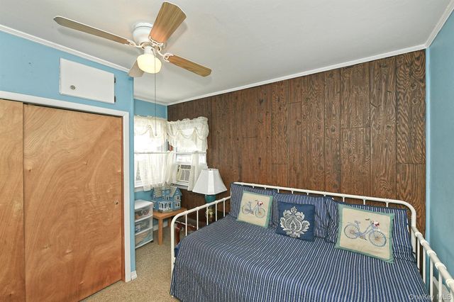 325 Cayuga Avenue, East Meadow, NY 11554