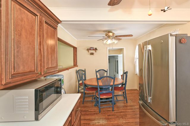 325 Cayuga Avenue, East Meadow, NY 11554