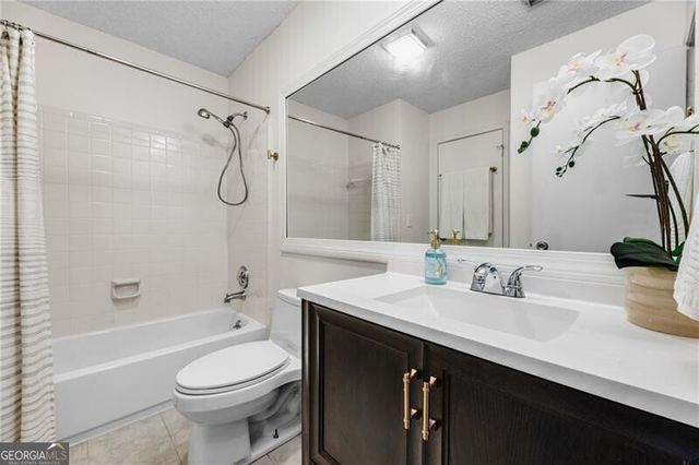 24 Doranne Court SE, Smyrna, GA 30080