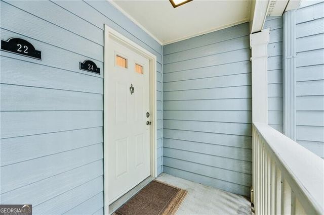 24 Doranne Court SE, Smyrna, GA 30080