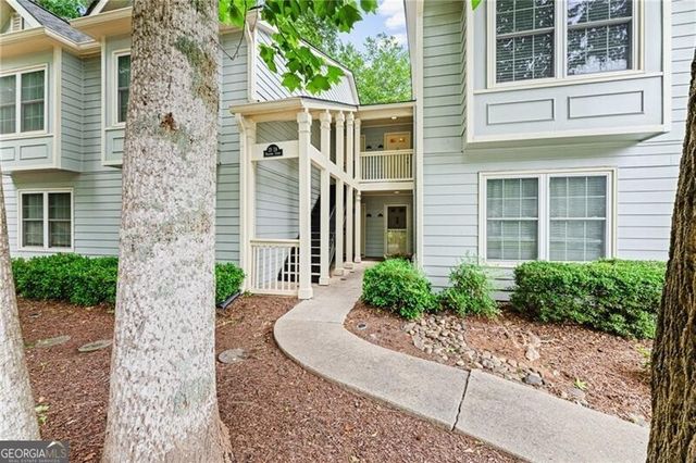 24 Doranne Court SE, Smyrna, GA 30080