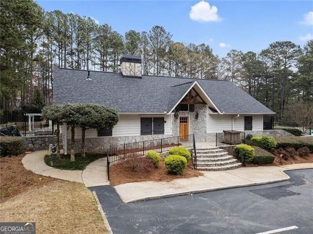 24 Doranne Court SE, Smyrna, GA 30080