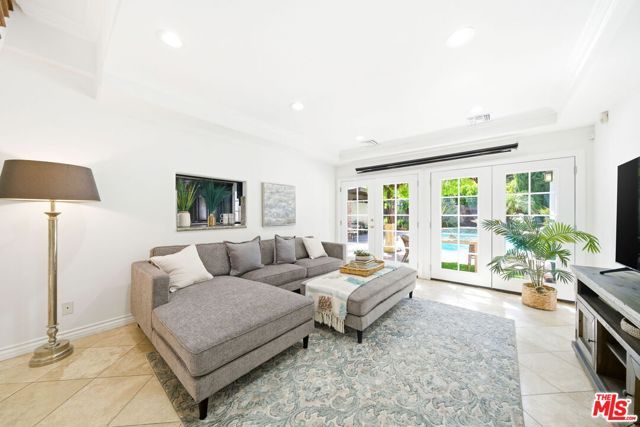 4115 Laurelgrove Avenue, Studio City (los Angeles), CA 91604
