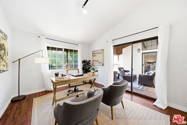 4115 Laurelgrove Avenue, Studio City (los Angeles), CA 91604