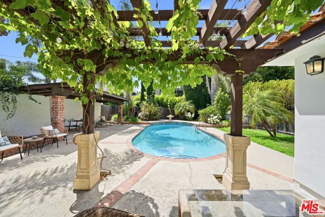 4115 Laurelgrove Avenue, Studio City (los Angeles), CA 91604
