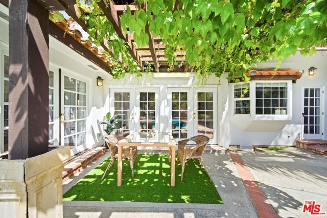 4115 Laurelgrove Avenue, Studio City (los Angeles), CA 91604