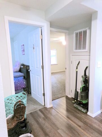 2425 West Atlantic Street, Springfield, MO 65803