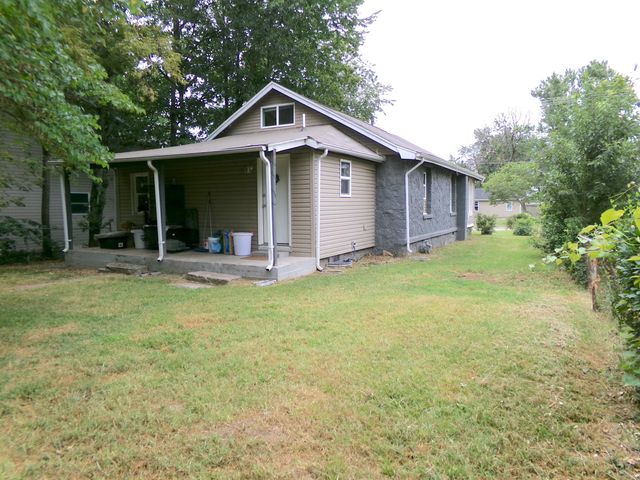 2425 West Atlantic Street, Springfield, MO 65803