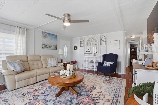 36620 KAY AVENUE, Zephyrhills, FL 33542