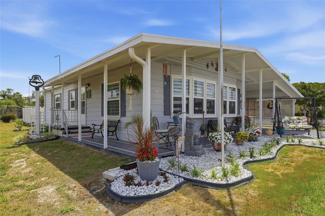 36620 KAY AVENUE, Zephyrhills, FL 33542