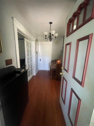 195 Prospect Avenue, White Plains, NY 10607