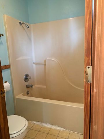 707 S Main Street, Willard, MO 65781