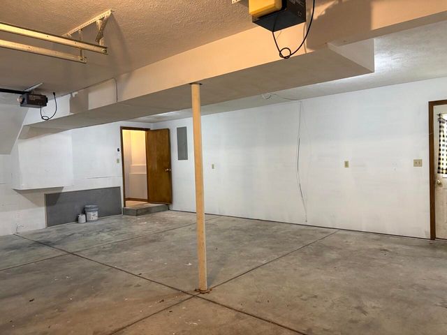 707 S Main Street, Willard, MO 65781