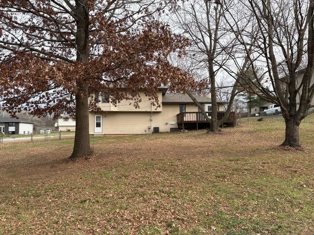 707 S Main Street, Willard, MO 65781