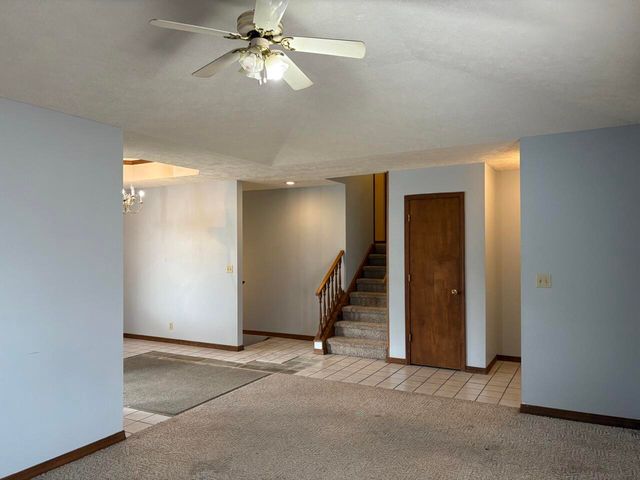 707 S Main Street, Willard, MO 65781