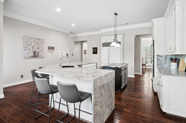 2400 Danbury Drive, Colleyville, TX 76034