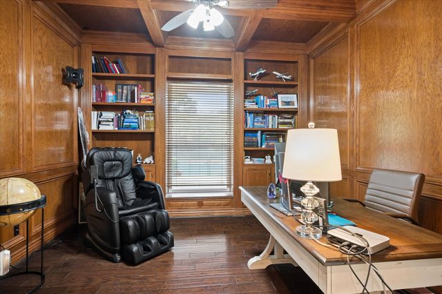 2400 Danbury Drive, Colleyville, TX 76034