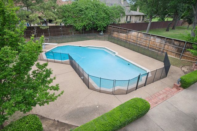 2400 Danbury Drive, Colleyville, TX 76034