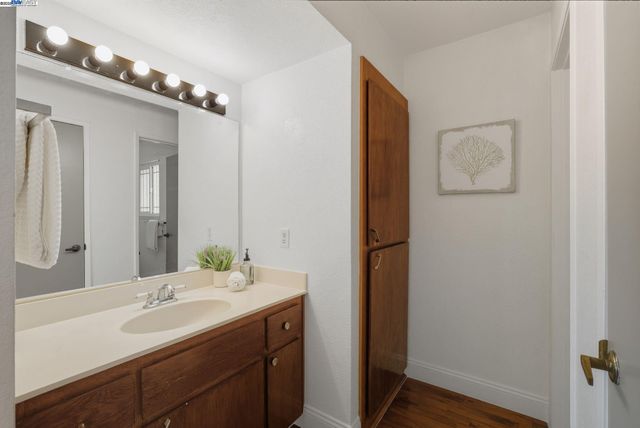 1860 Home Gate Dr, San Jose, CA 95148