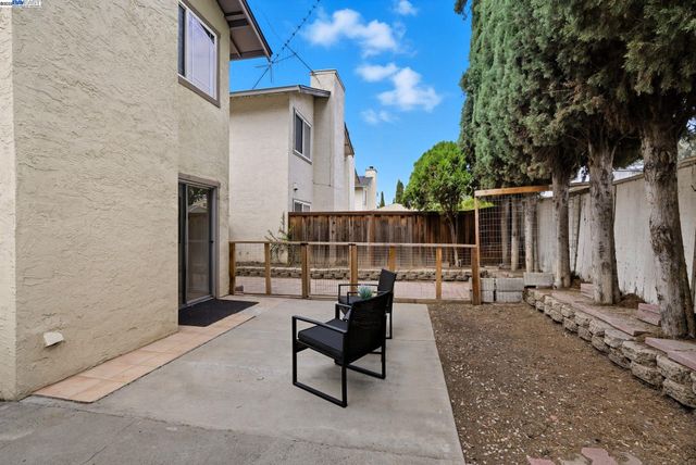 1860 Home Gate Dr, San Jose, CA 95148