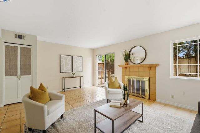 1860 Home Gate Dr, San Jose, CA 95148