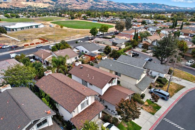 1860 Home Gate Dr, San Jose, CA 95148